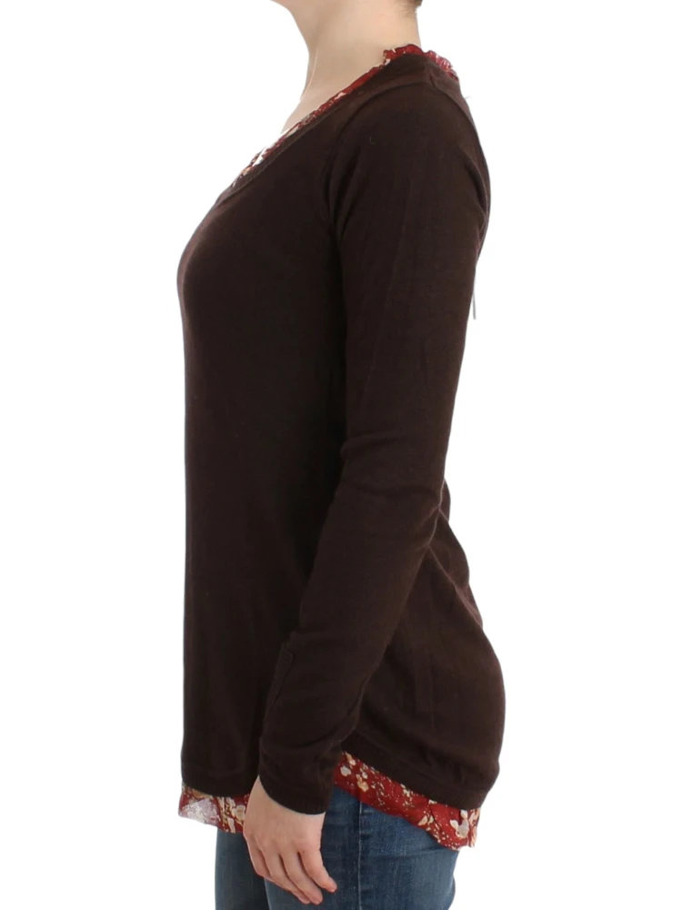 Brown crewneck sweater alternative