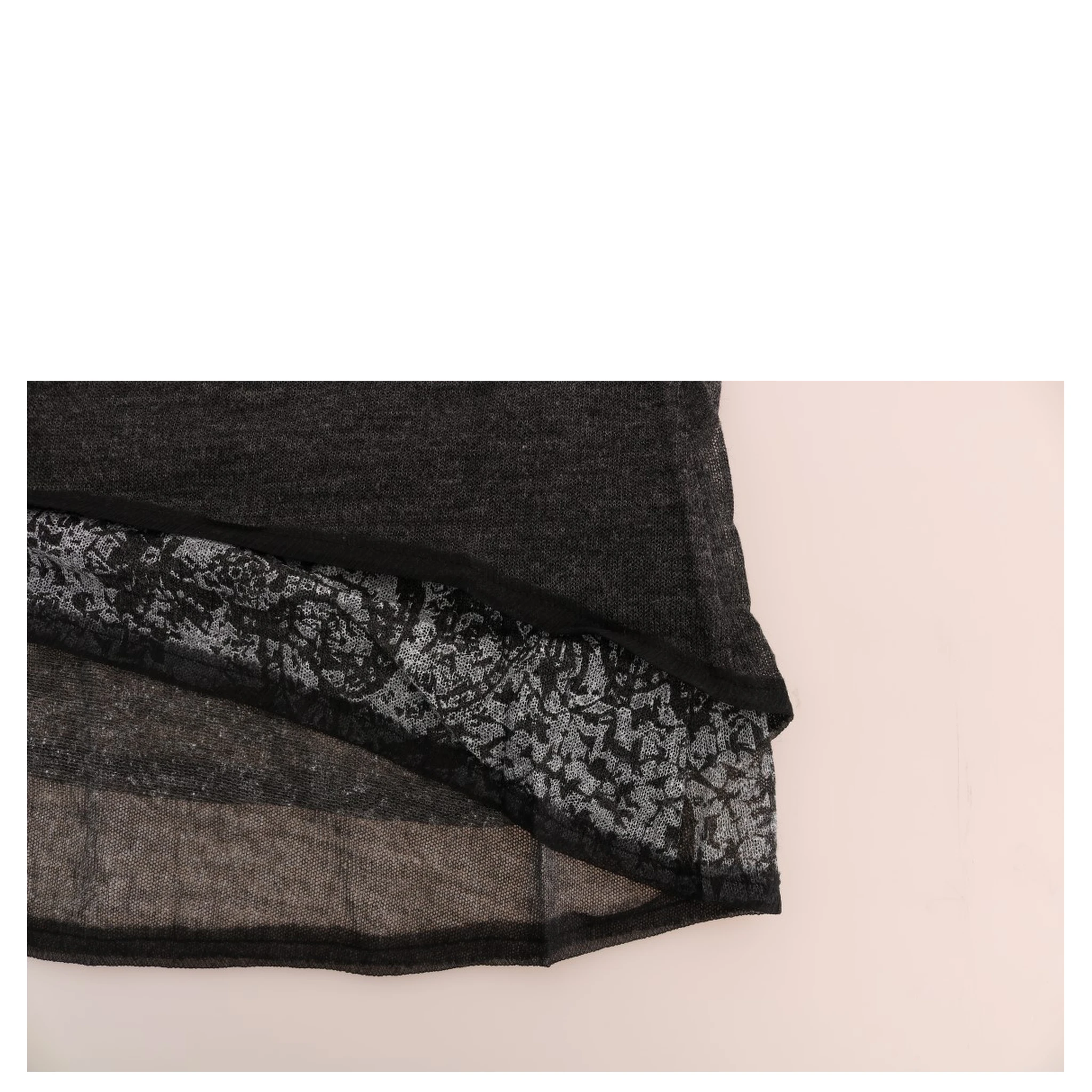 Gray Wool Lace Top Long Sleeved T-shirt