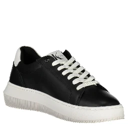 Low-top lace-up sneakers