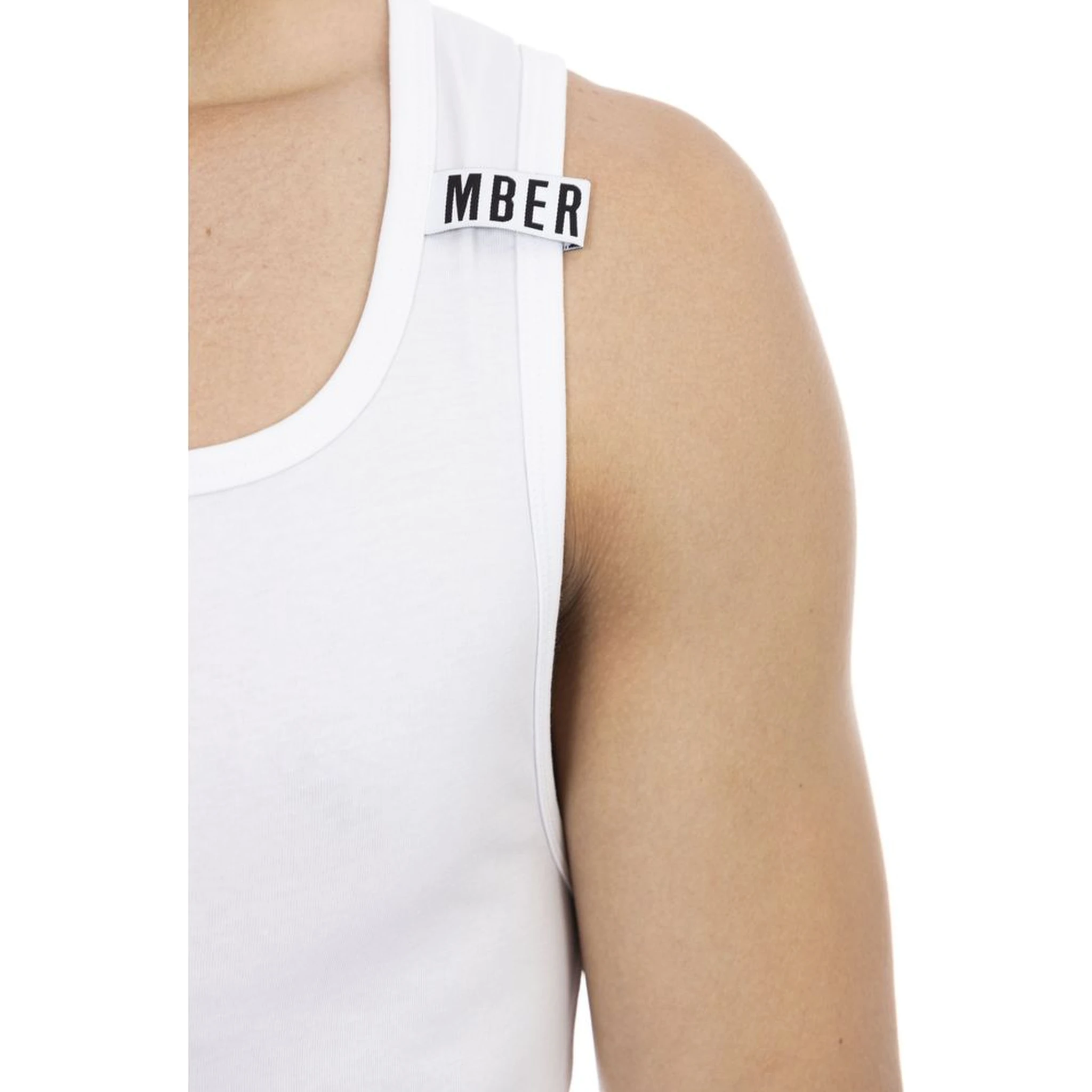 تي شيرت قطني أبيض