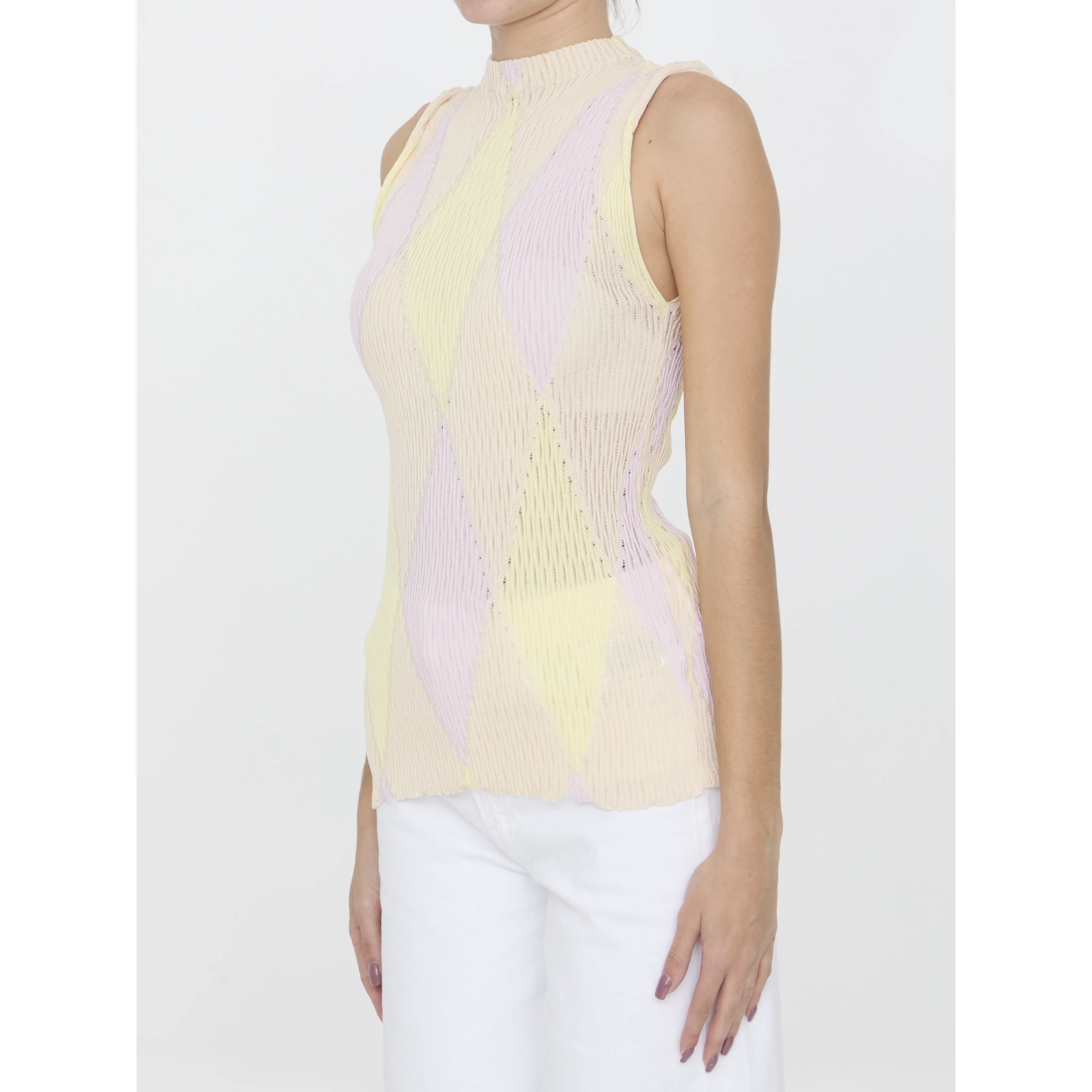 Crew-neck argyle intarsia-knit top