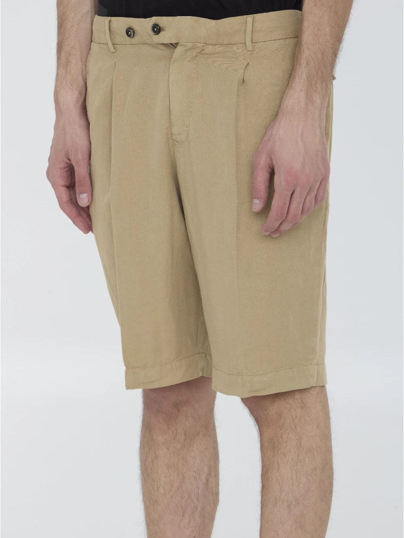 Elasticated bermuda shorts