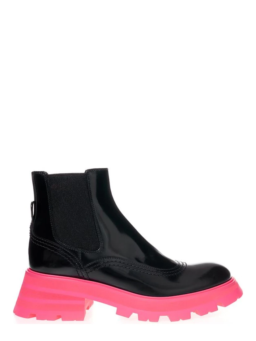 Elegant Black Leather Boots In Nero