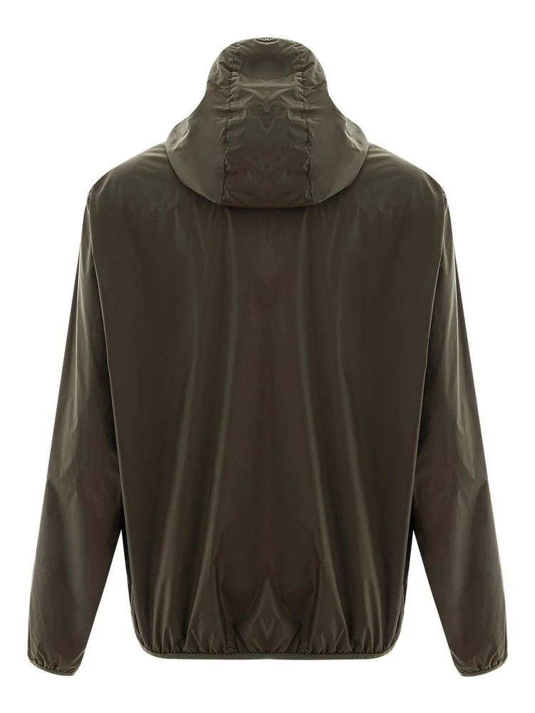 Green Polyamide Clothing alternative