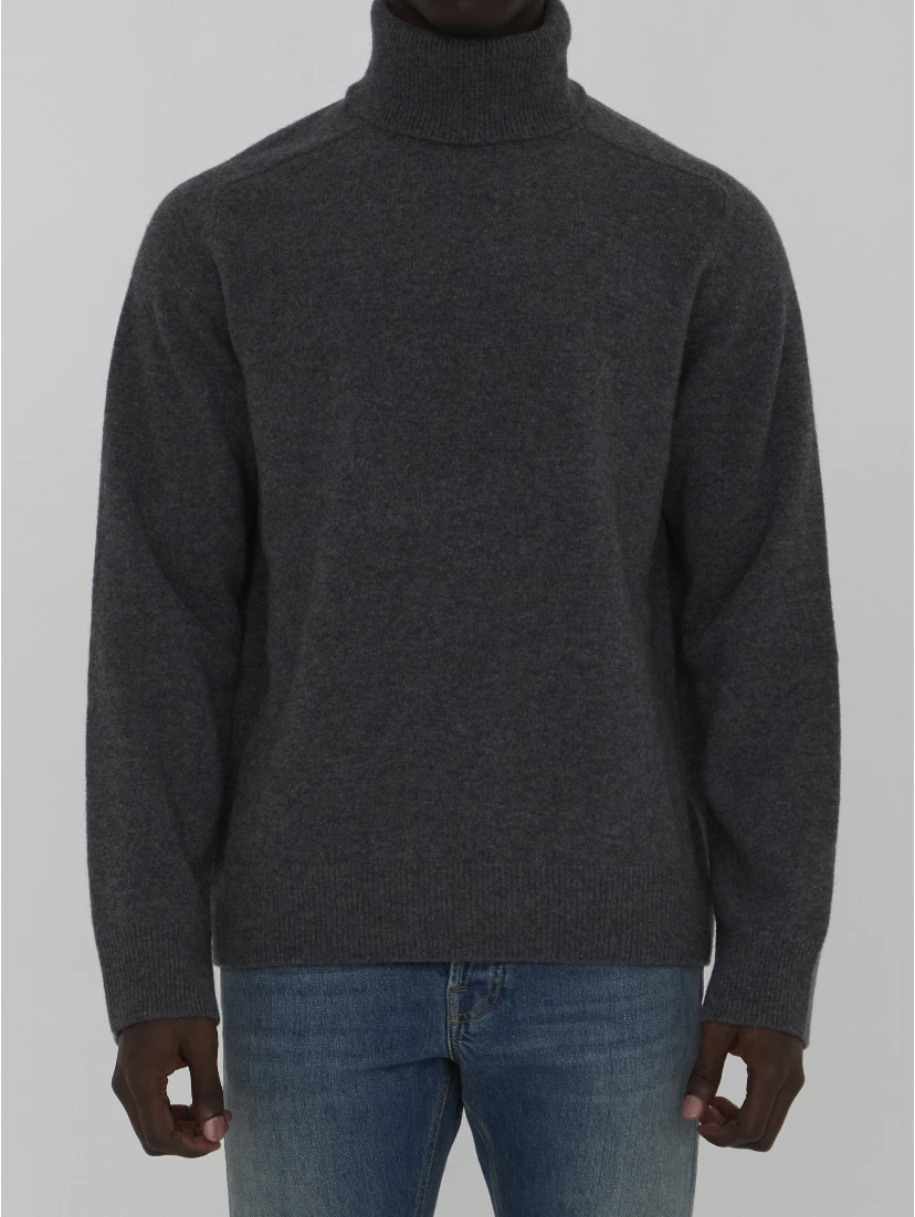 Wool jumper