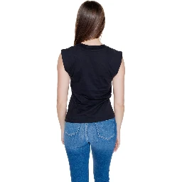 Relaxed Sleeveless T-shirt