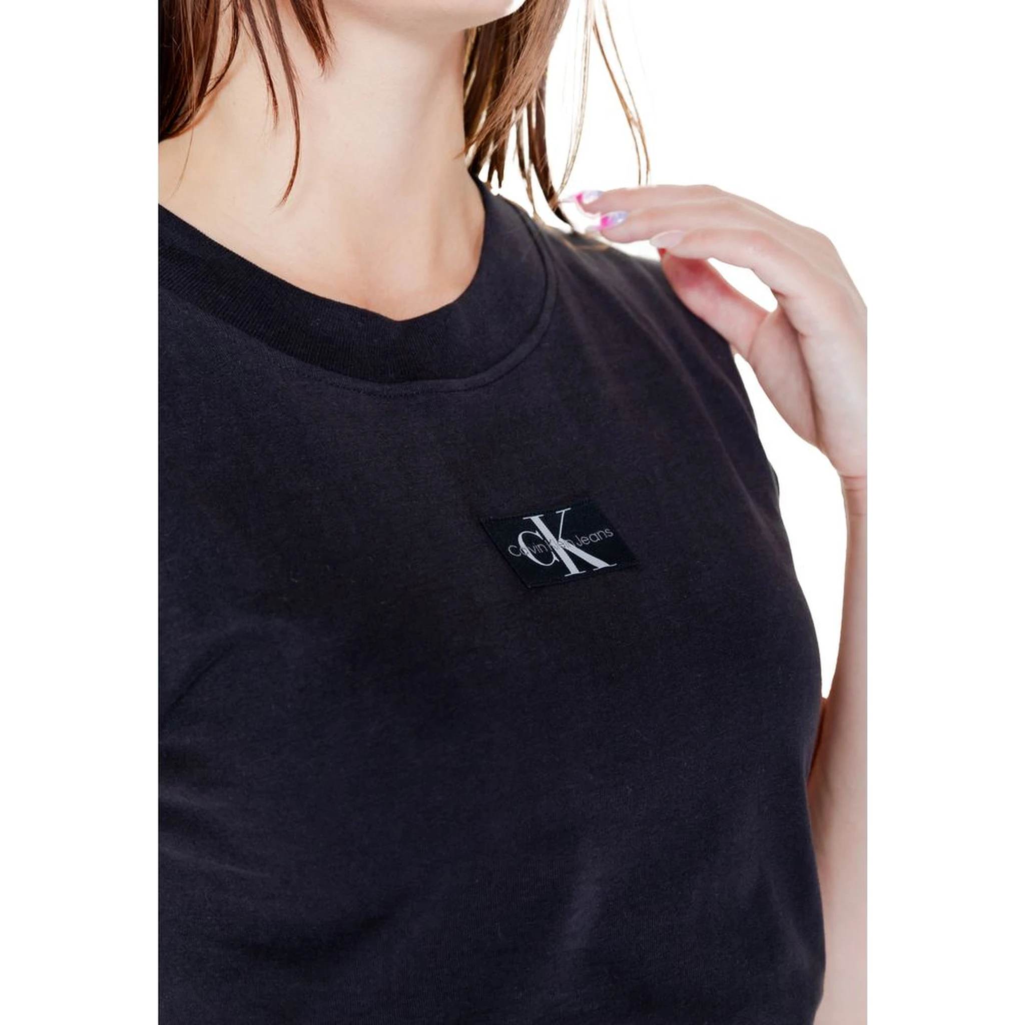 Relaxed Sleeveless T-shirt