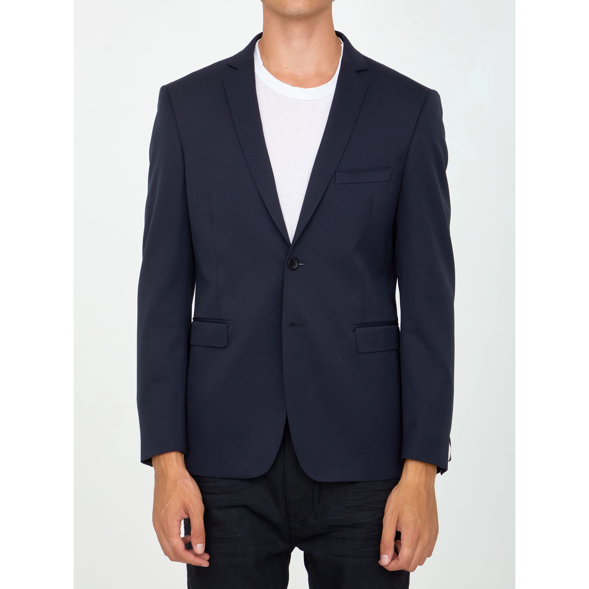 Single-breasted jacket made of blue wool gabardine