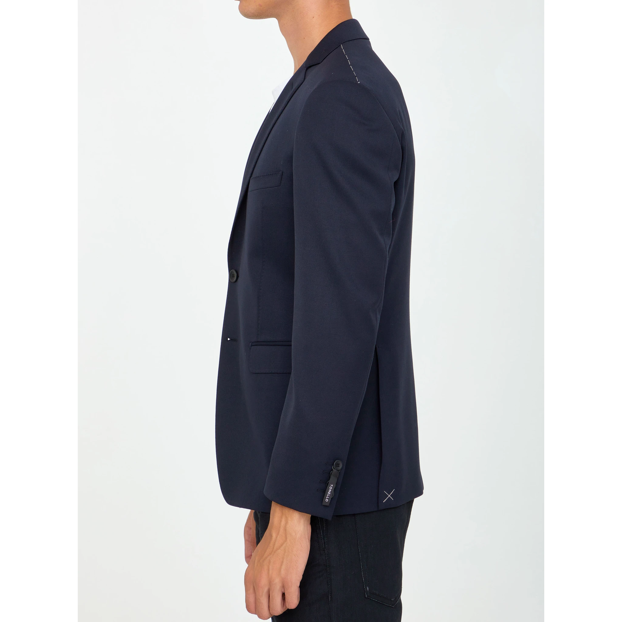 Single-breasted jacket made of blue wool gabardine