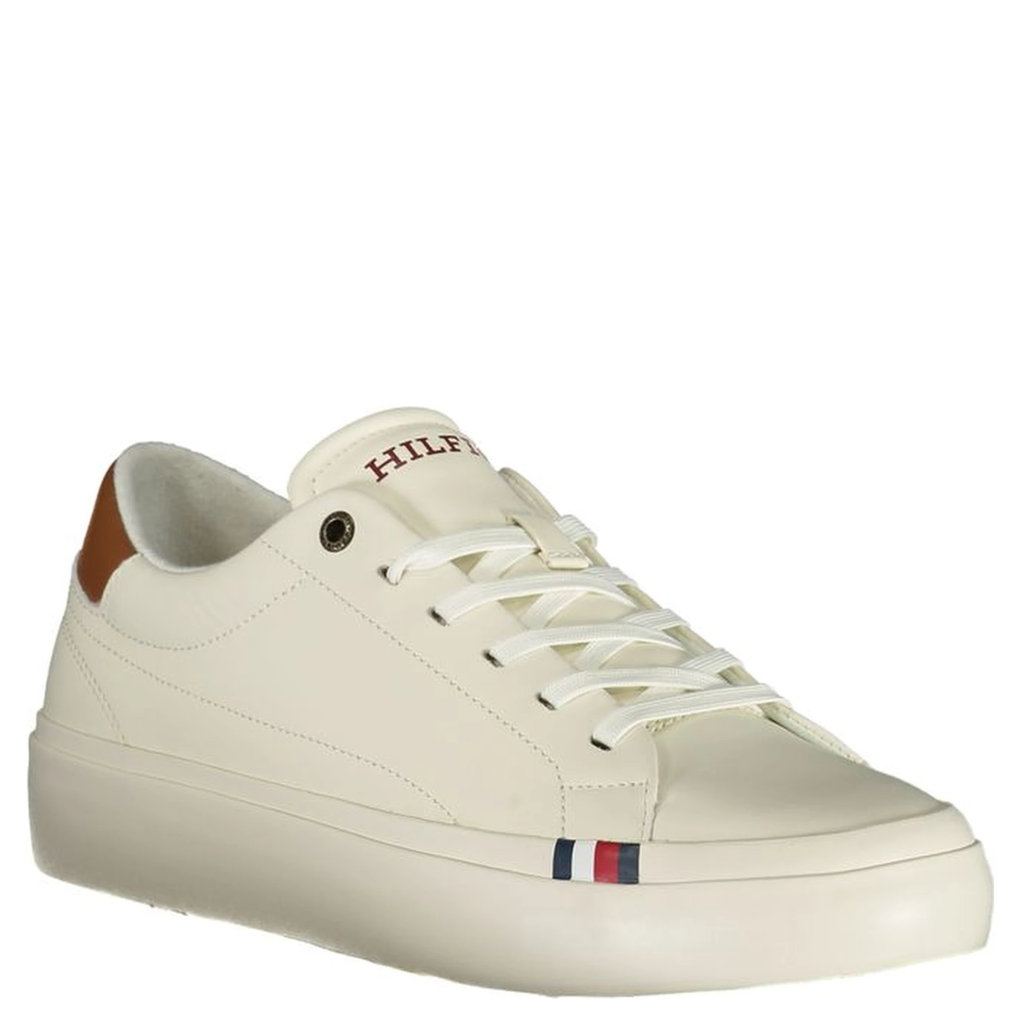 Low-top sneakers