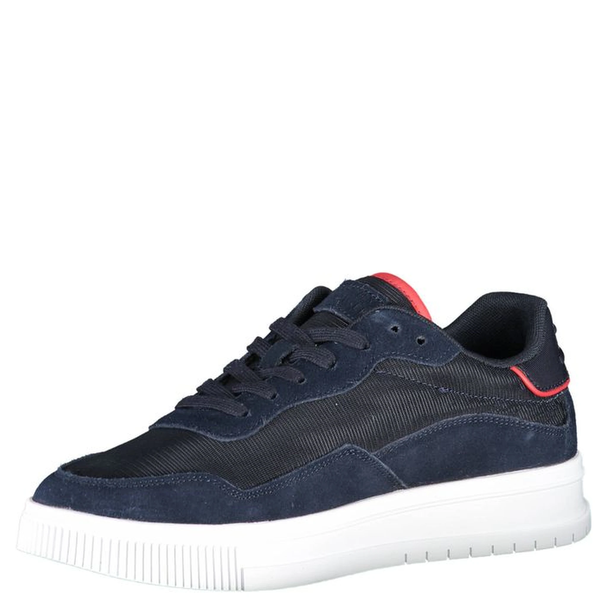Men's casual sneakers