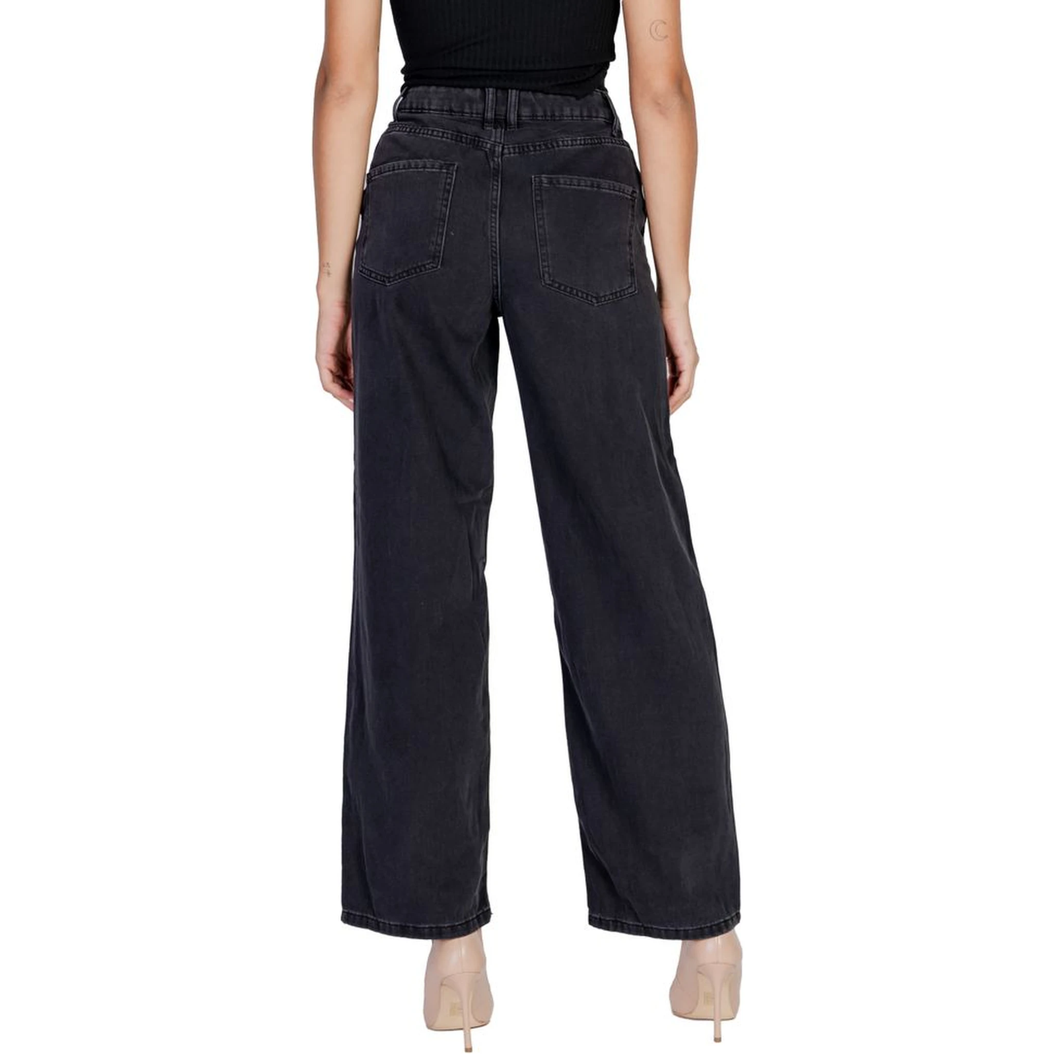Black Cotton Relaxed Fit Jeans