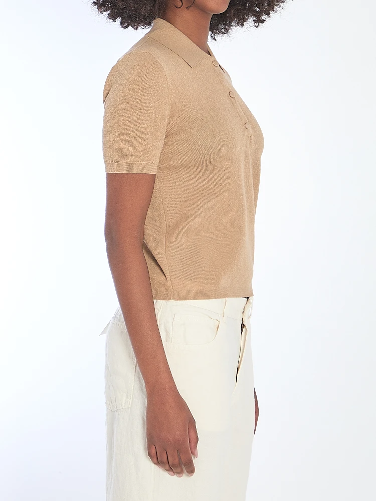 Polo shirt with embroidered logo alternative