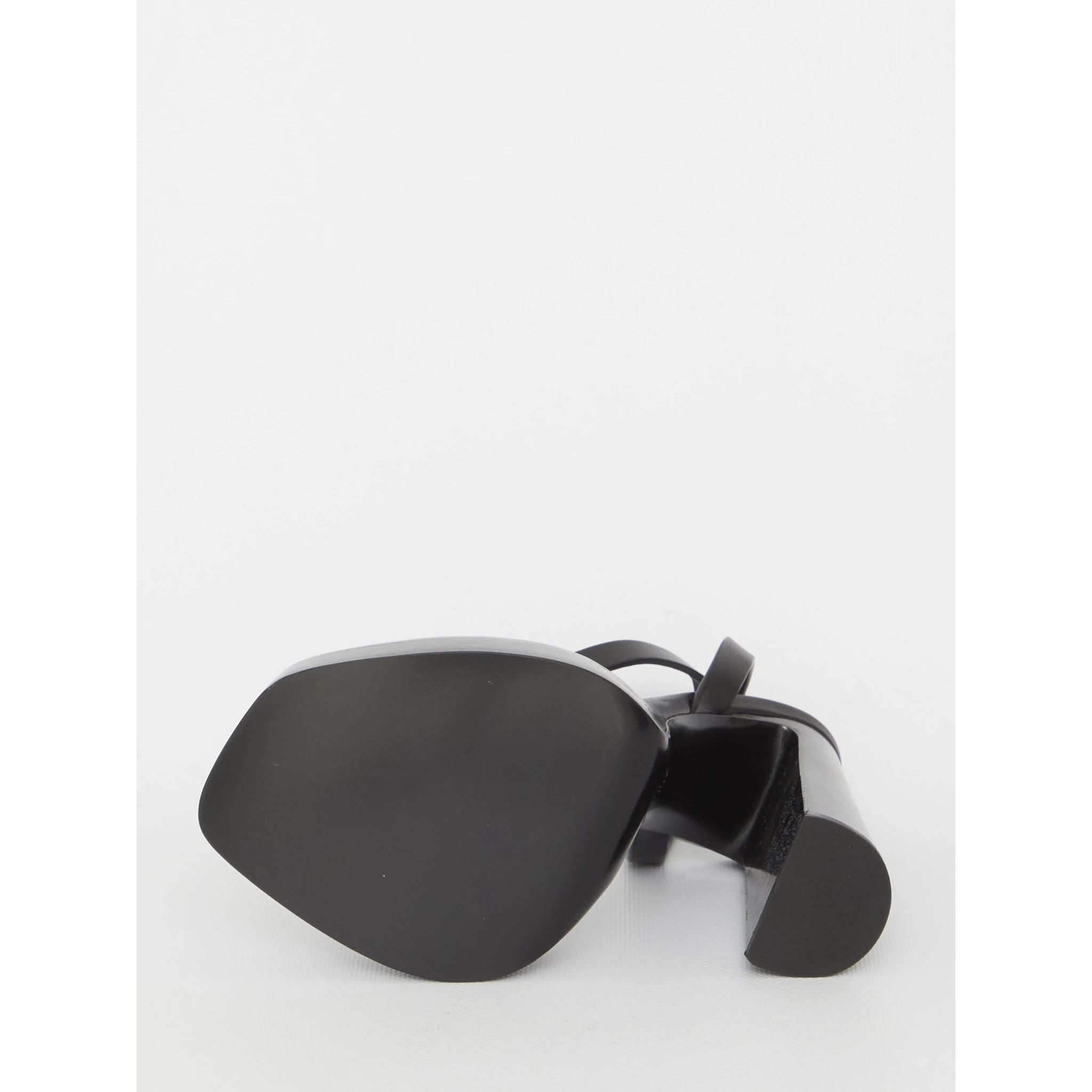 Platz platform sandals