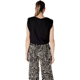 Black Cotton Top