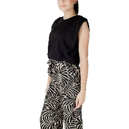 Black Cotton Top