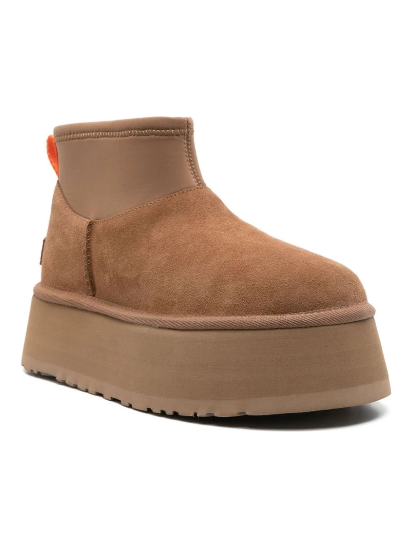 "Classic Mini Dipper" ankle boots