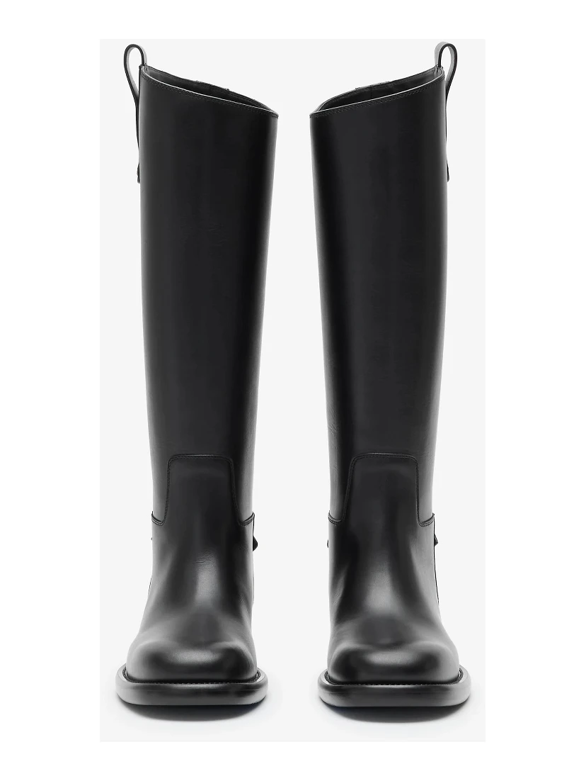 "Cavalier" boots