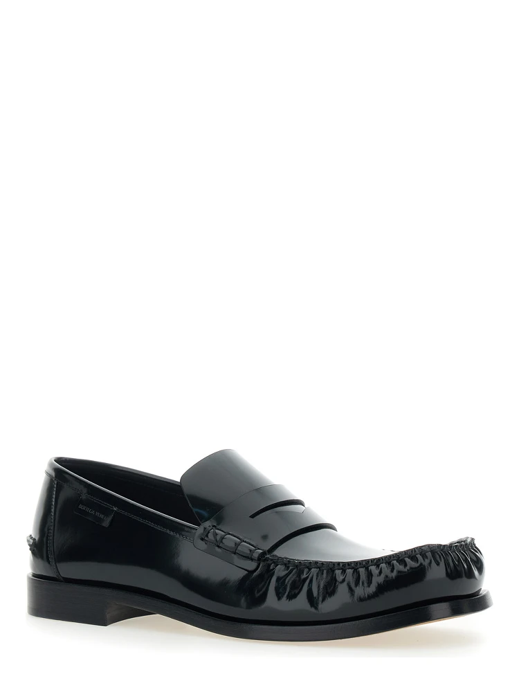 Truman Black Loafers with Side Logo Patch in Leather Man alternative