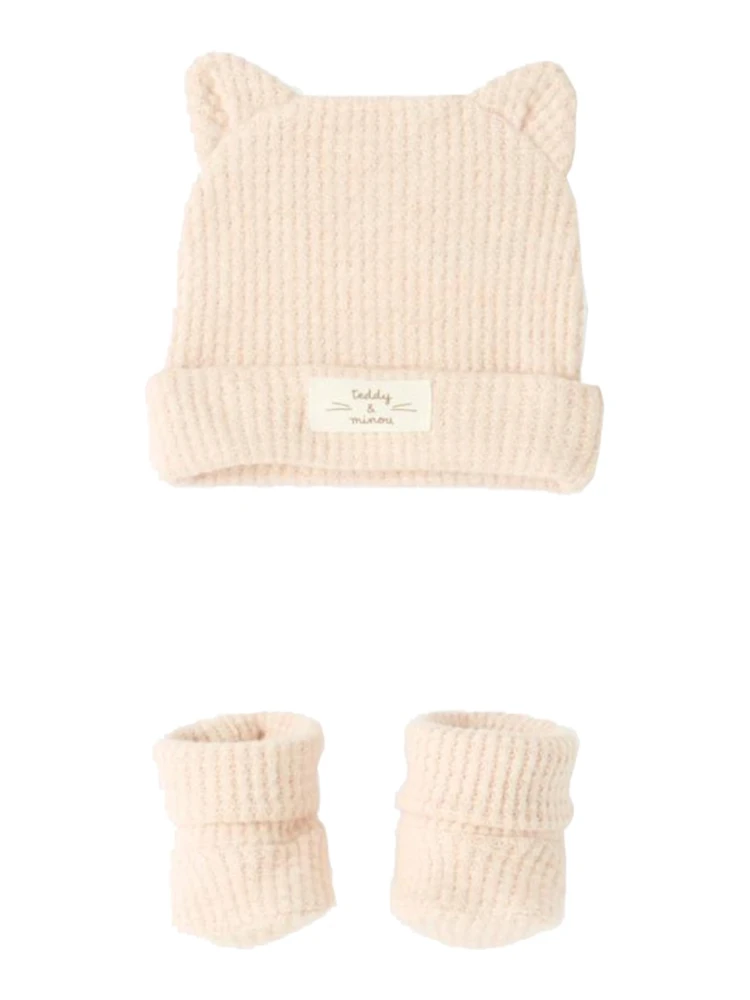 HAT AND SHOE SET