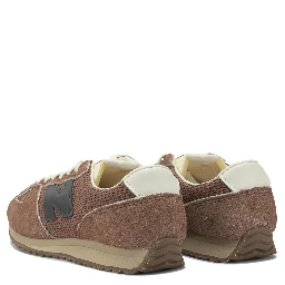 "471" Sneakers