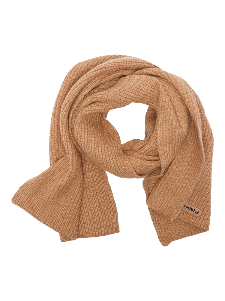 Slovenia ribbed label scarf alternative