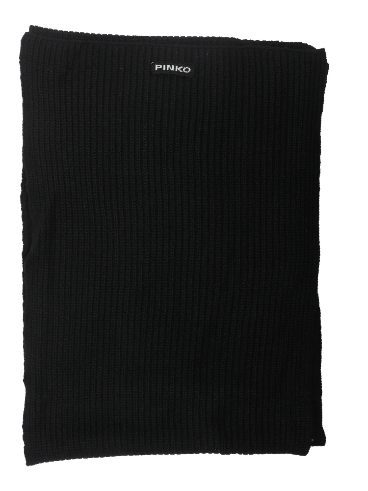 'Slovenia' knitted scarf