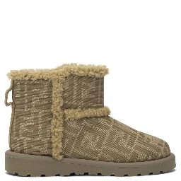 Ankle boots