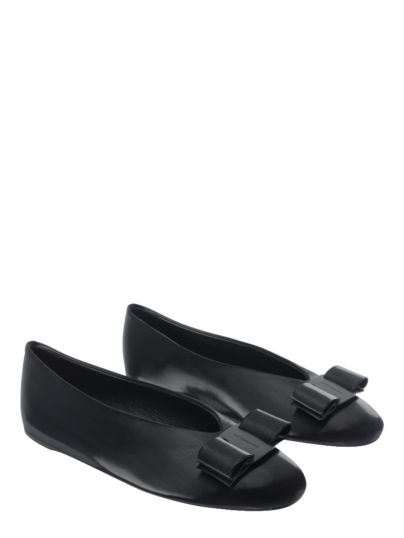 Ferragamo Flat shoes Black