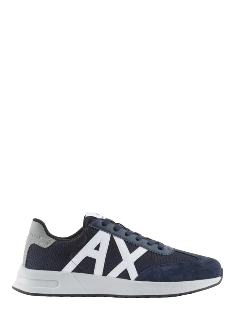 logo-patch panelled-design sneakers