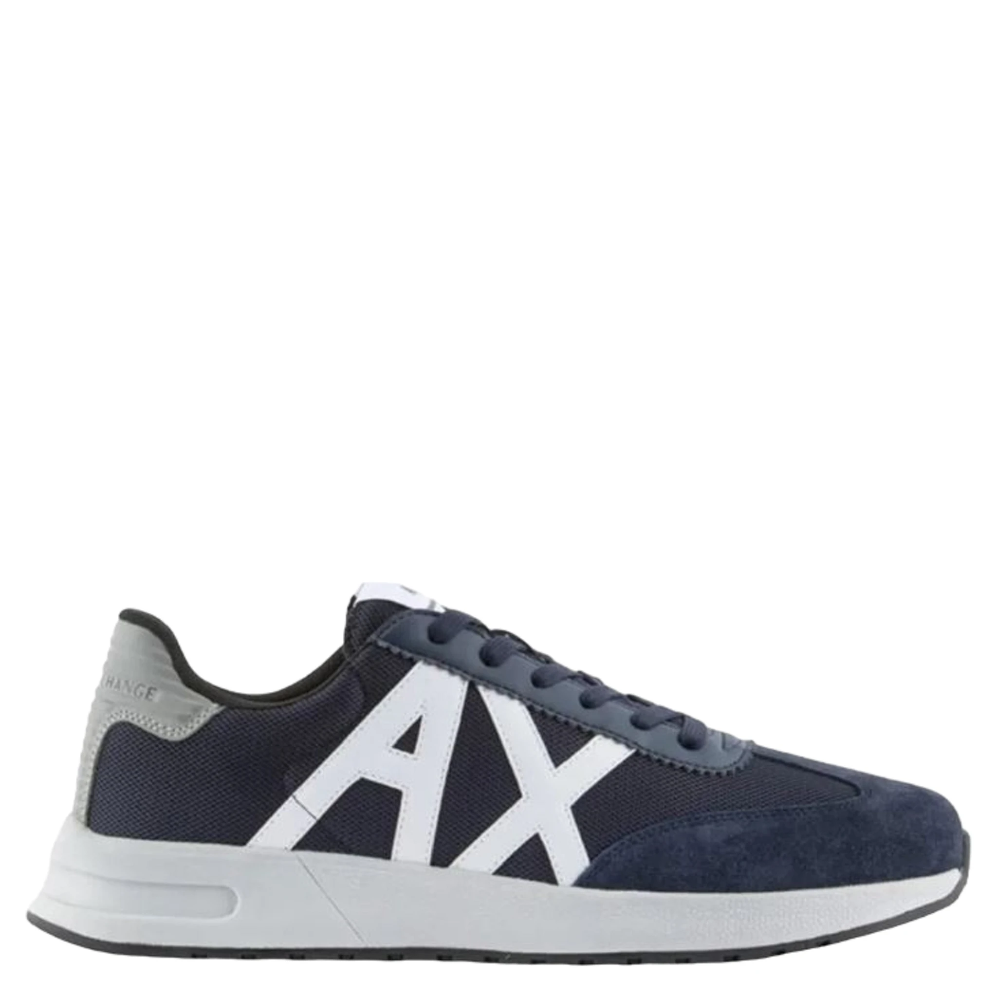 logo-patch panelled-design sneakers