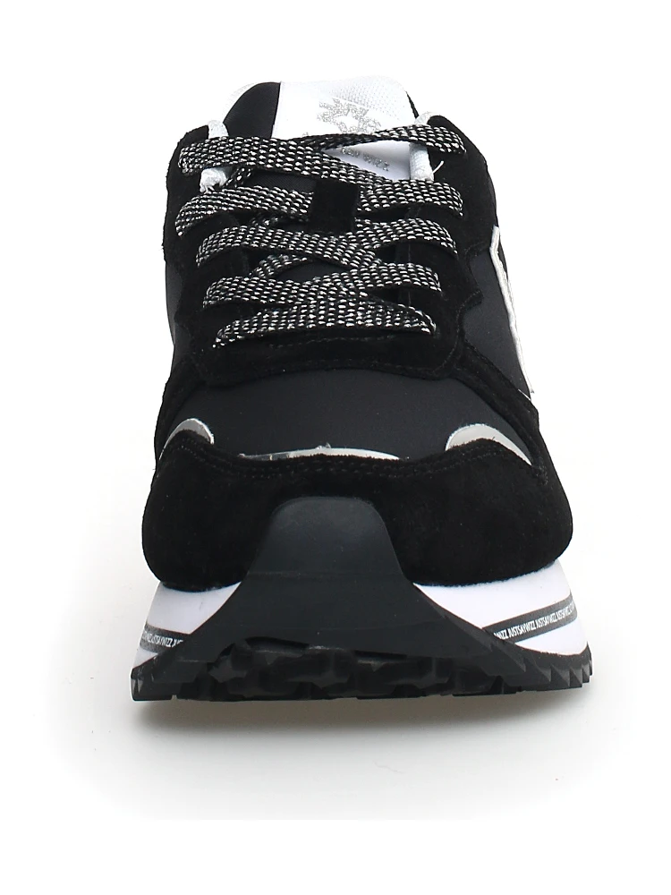 W6YZ Sneakers Black alternative