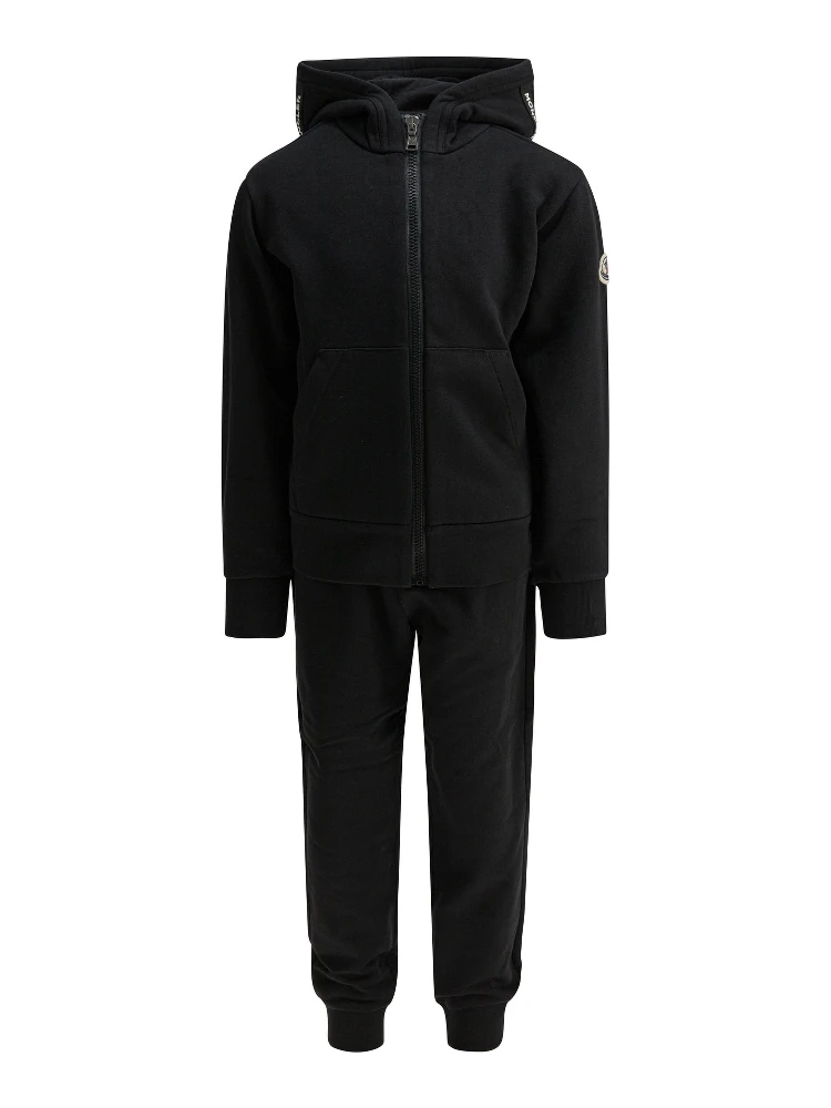Tracksuits & Sets