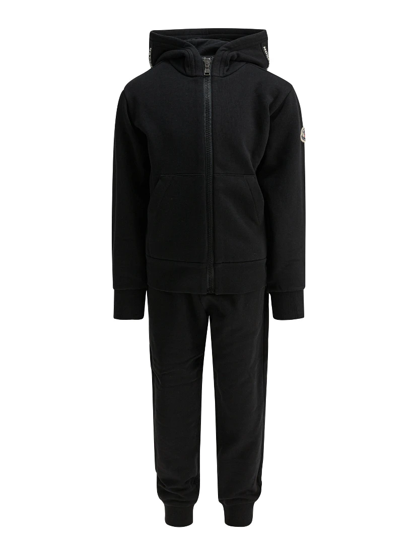 Tracksuits & Sets