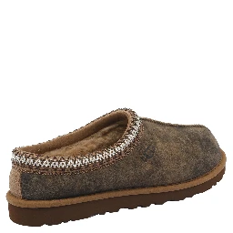 حذاء رياضي بني من UGG