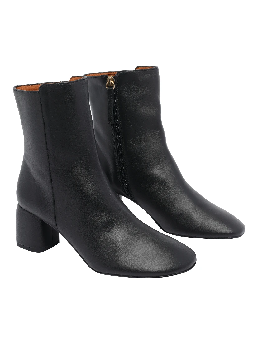 ANGEL ALARCON Boots Black