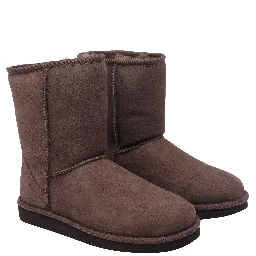 أحذية UGG بنية اللون