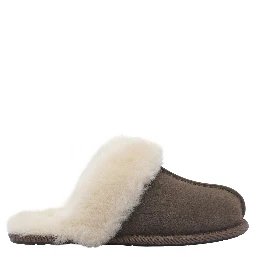 صندل UGG بني اللون