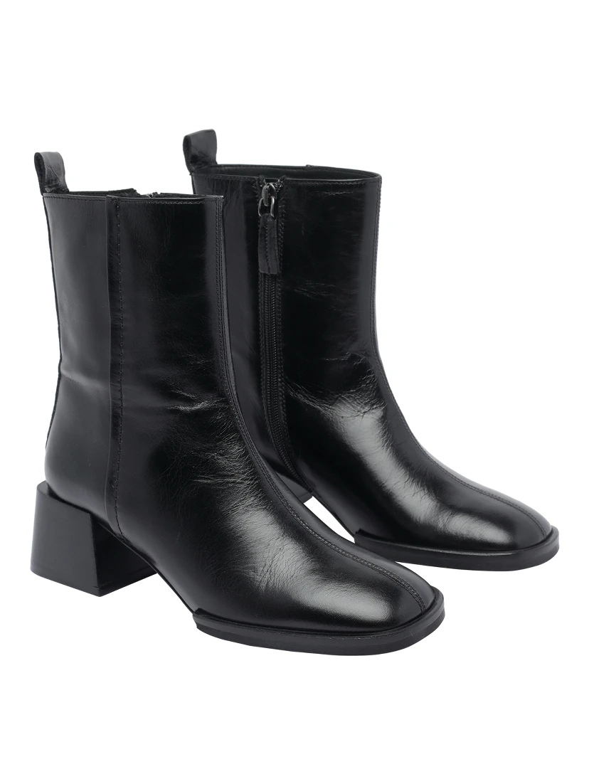 50mm leather boots