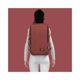 حقائب كابينزيرو.. حمراء