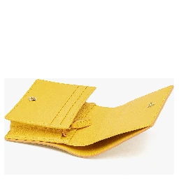 محافظ MCM صفراء