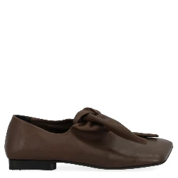 LACE-UP SHOE