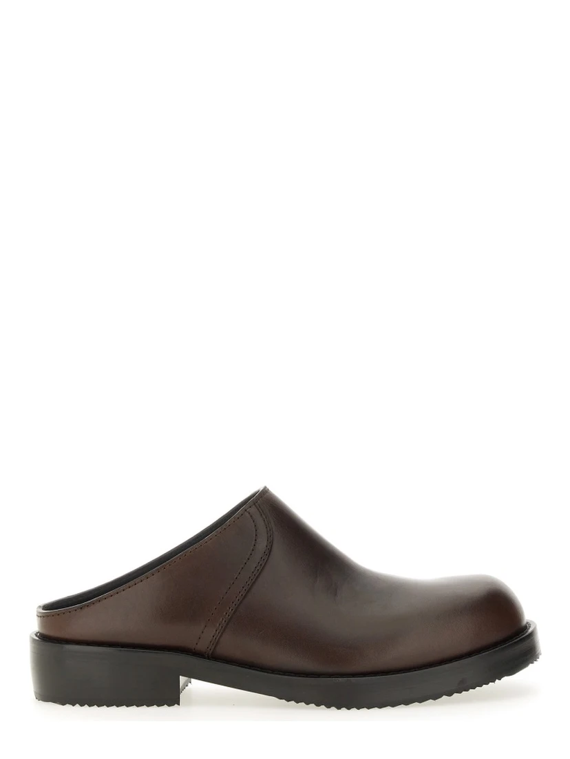LEATHER CLOGS
