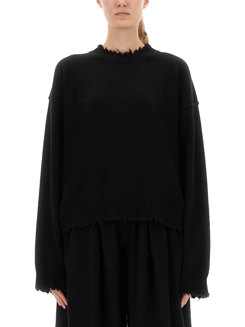 CASHMERE SWEATER WITH BANGS