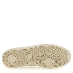 SNEAKER "V-90"