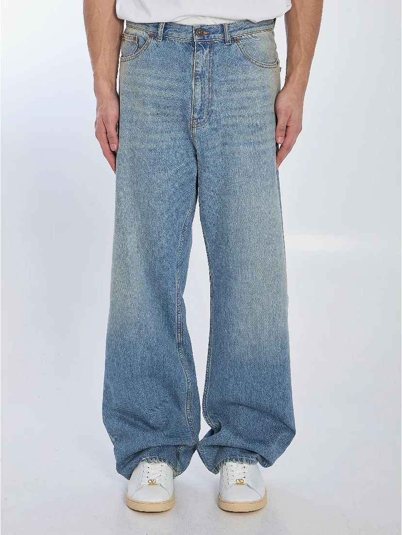 Chez Valentino jeans