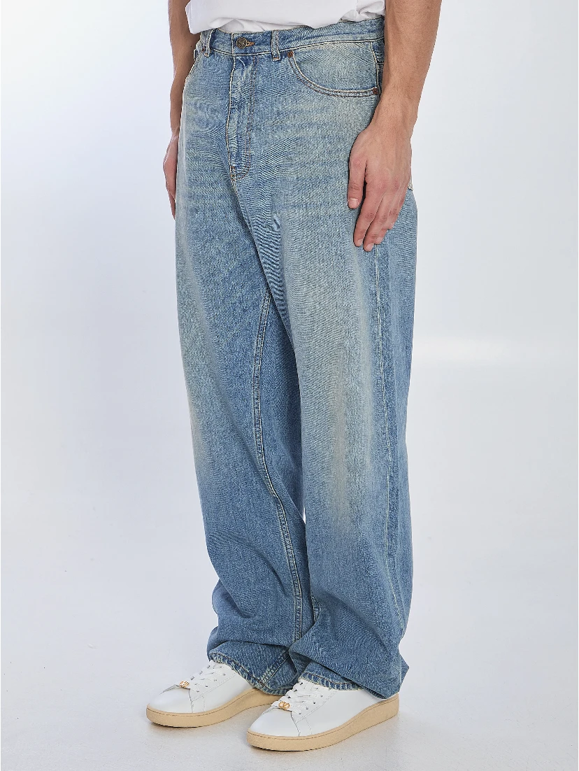 Chez Valentino jeans