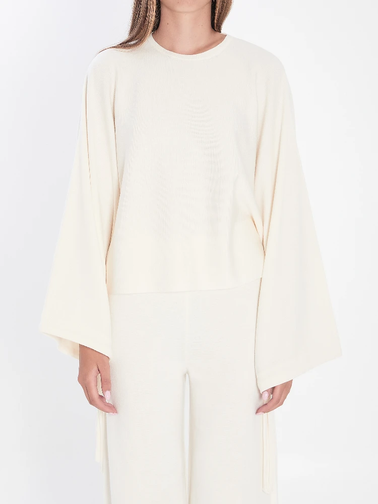 Sweater in fine wool yarn