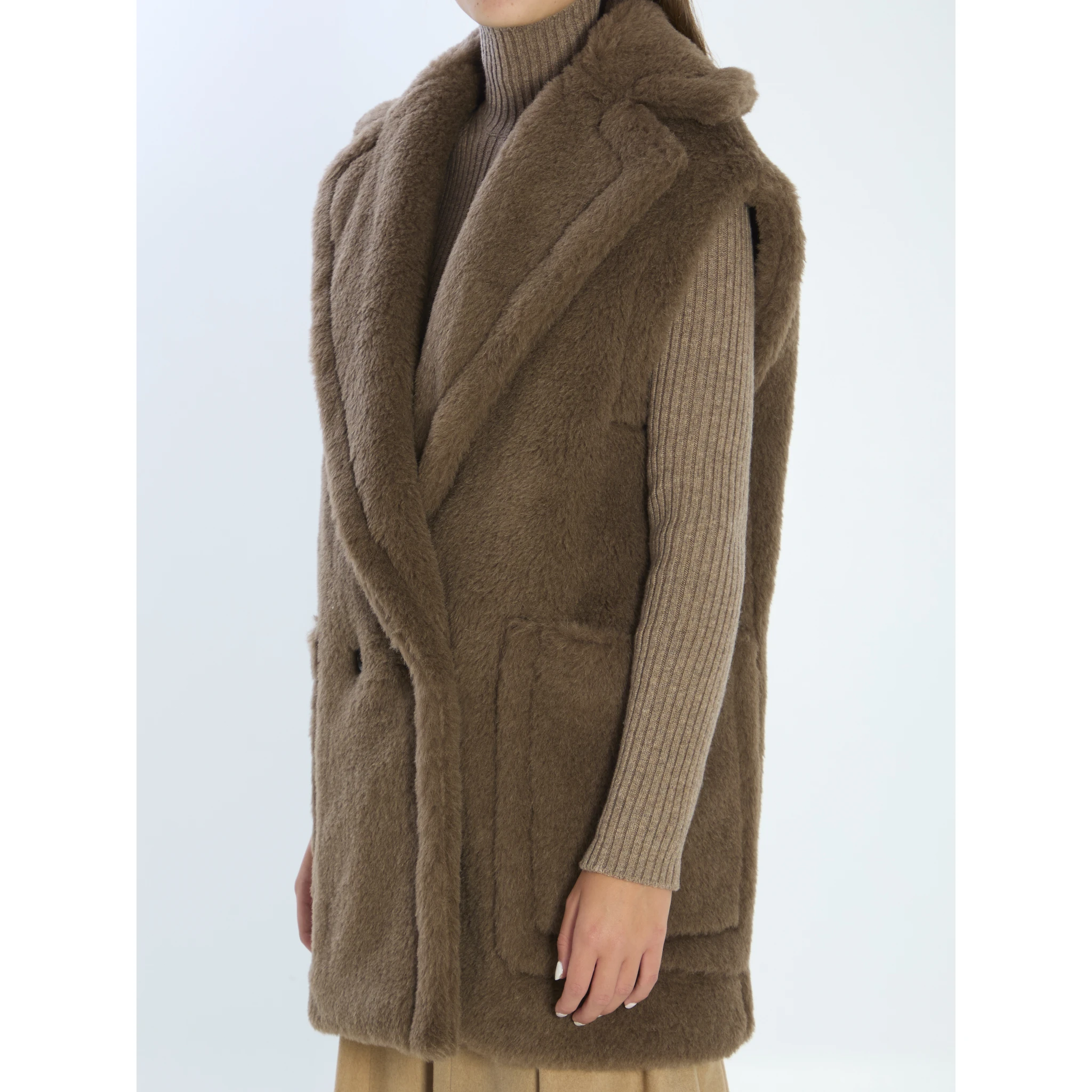 Teddy vest