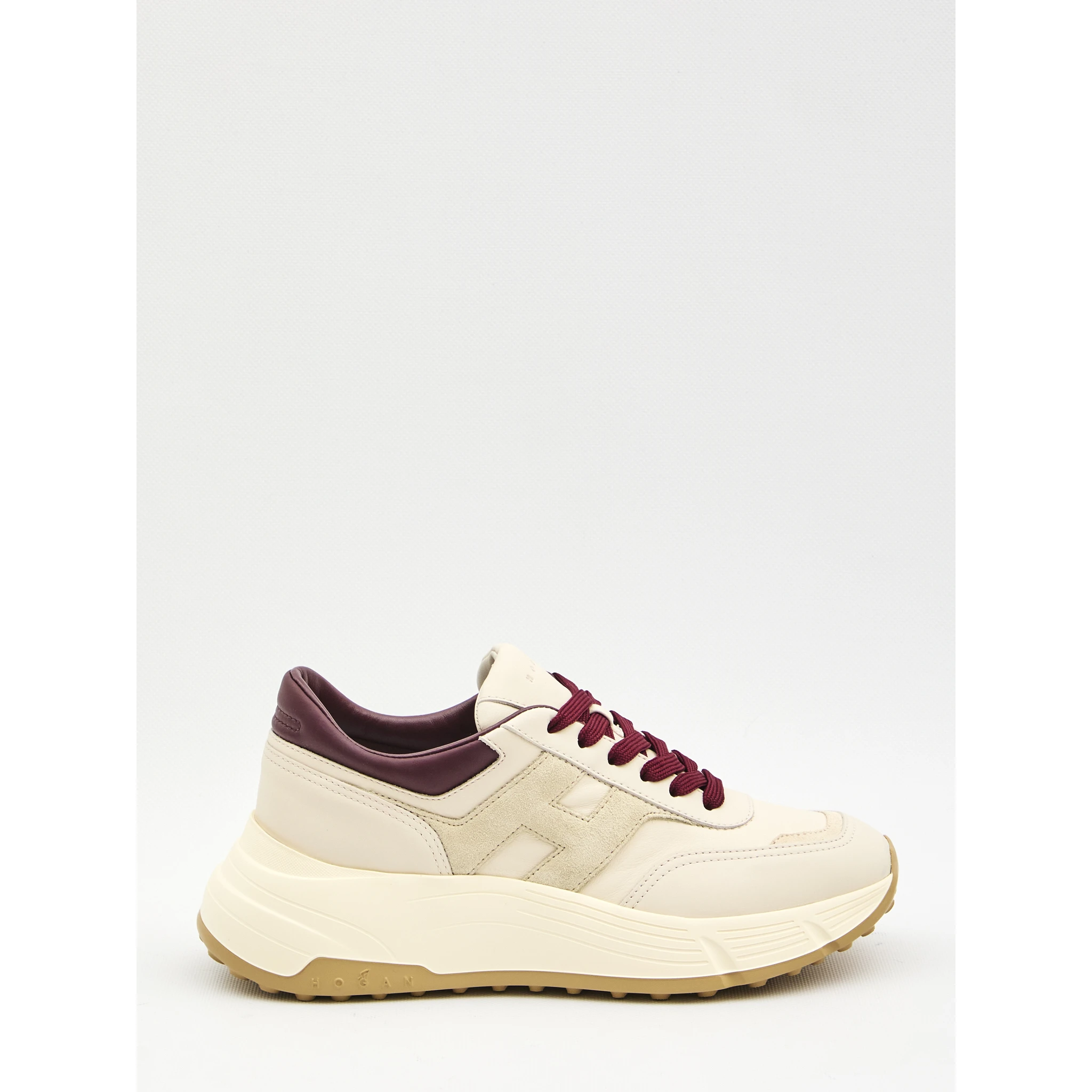 H669 sneakers